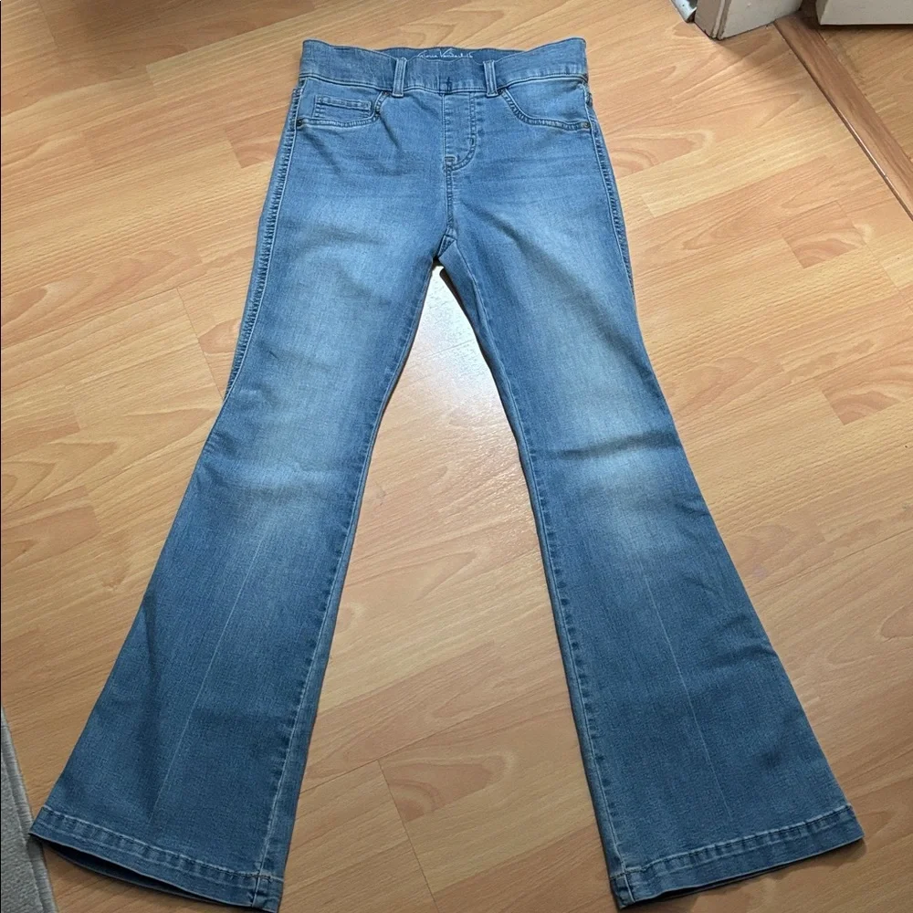 Gloria Vanderbilt Light Blue High Rise Flare Jeans Size 4P - Picture 3 of 12